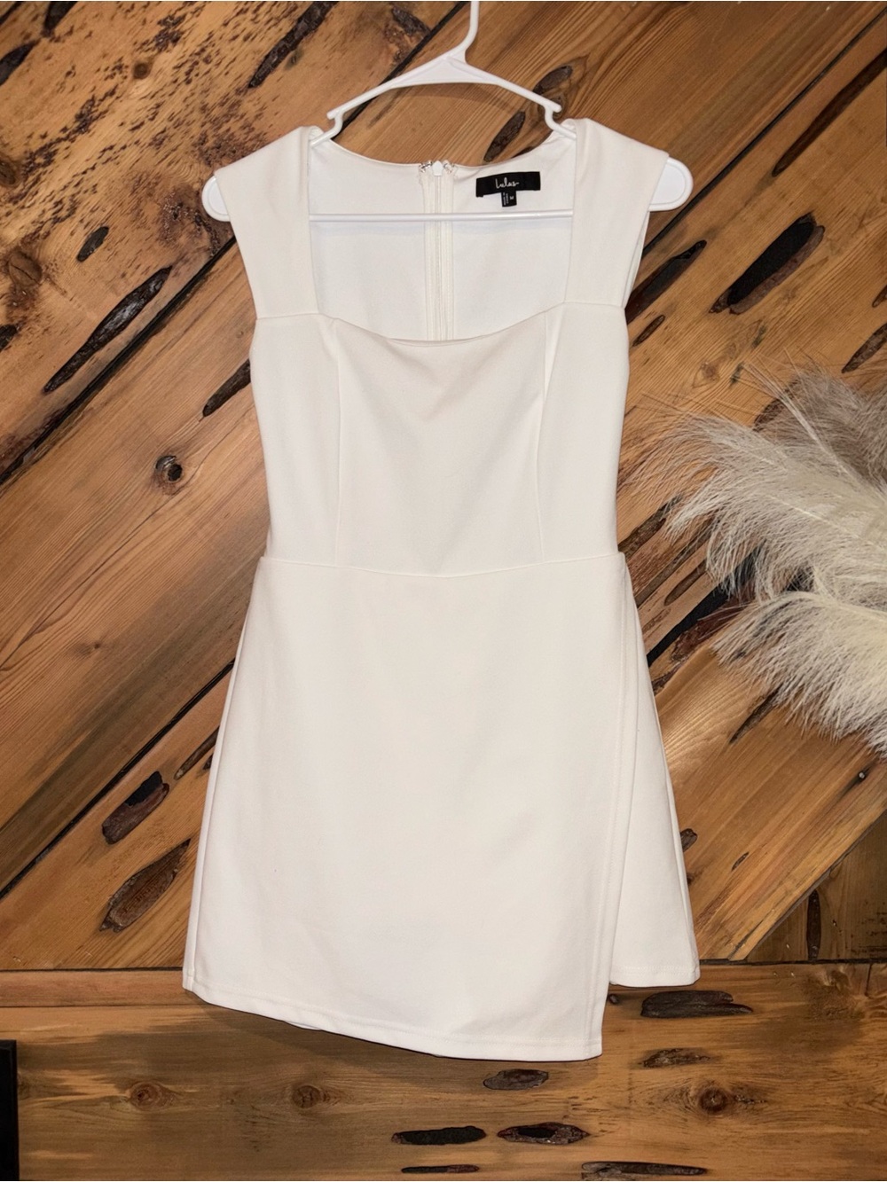 Lulu's White Square Neck Sleeveless Mini Romper